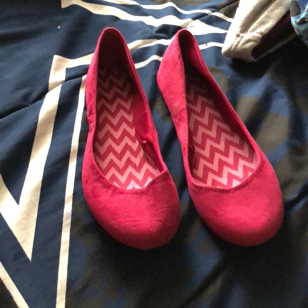 Size 7 pink flats(worn once)perfect condition